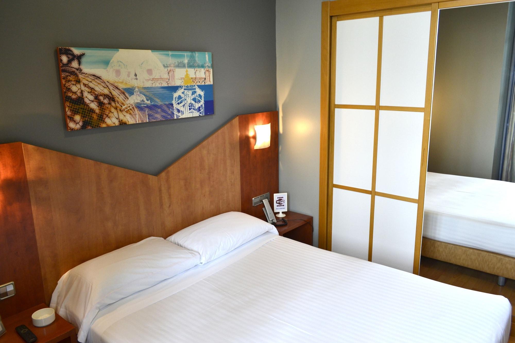 אבילס Hotel Alda Palacio Valdes מראה חיצוני תמונה