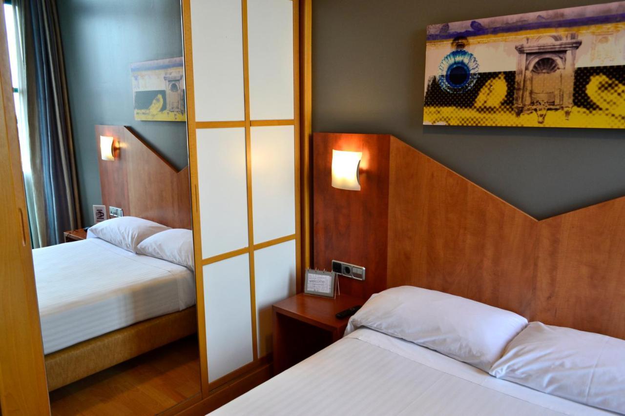 אבילס Hotel Alda Palacio Valdes מראה חיצוני תמונה