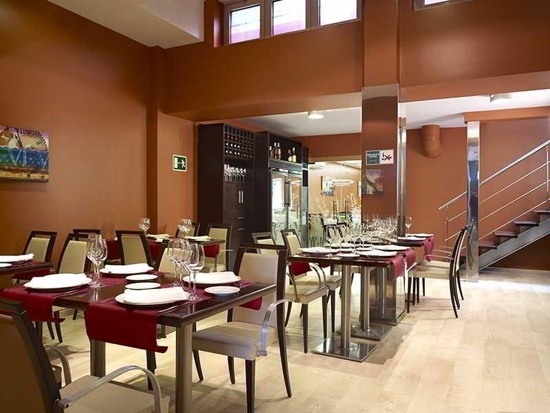 אבילס Hotel Alda Palacio Valdes מראה חיצוני תמונה