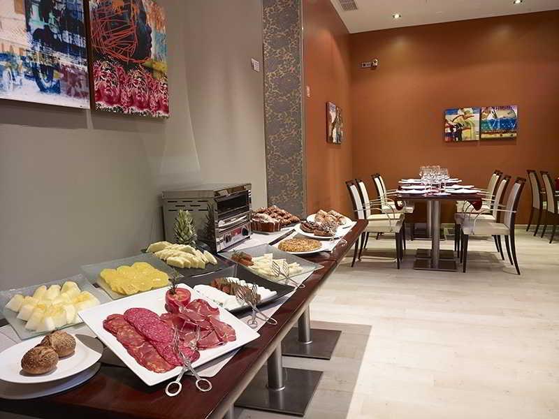 אבילס Hotel Alda Palacio Valdes מראה חיצוני תמונה